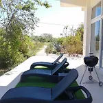 Сasa de vacaciones Spacious House *