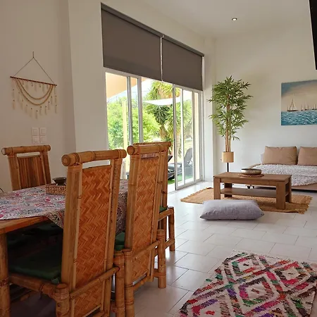 Spacious House Theológos